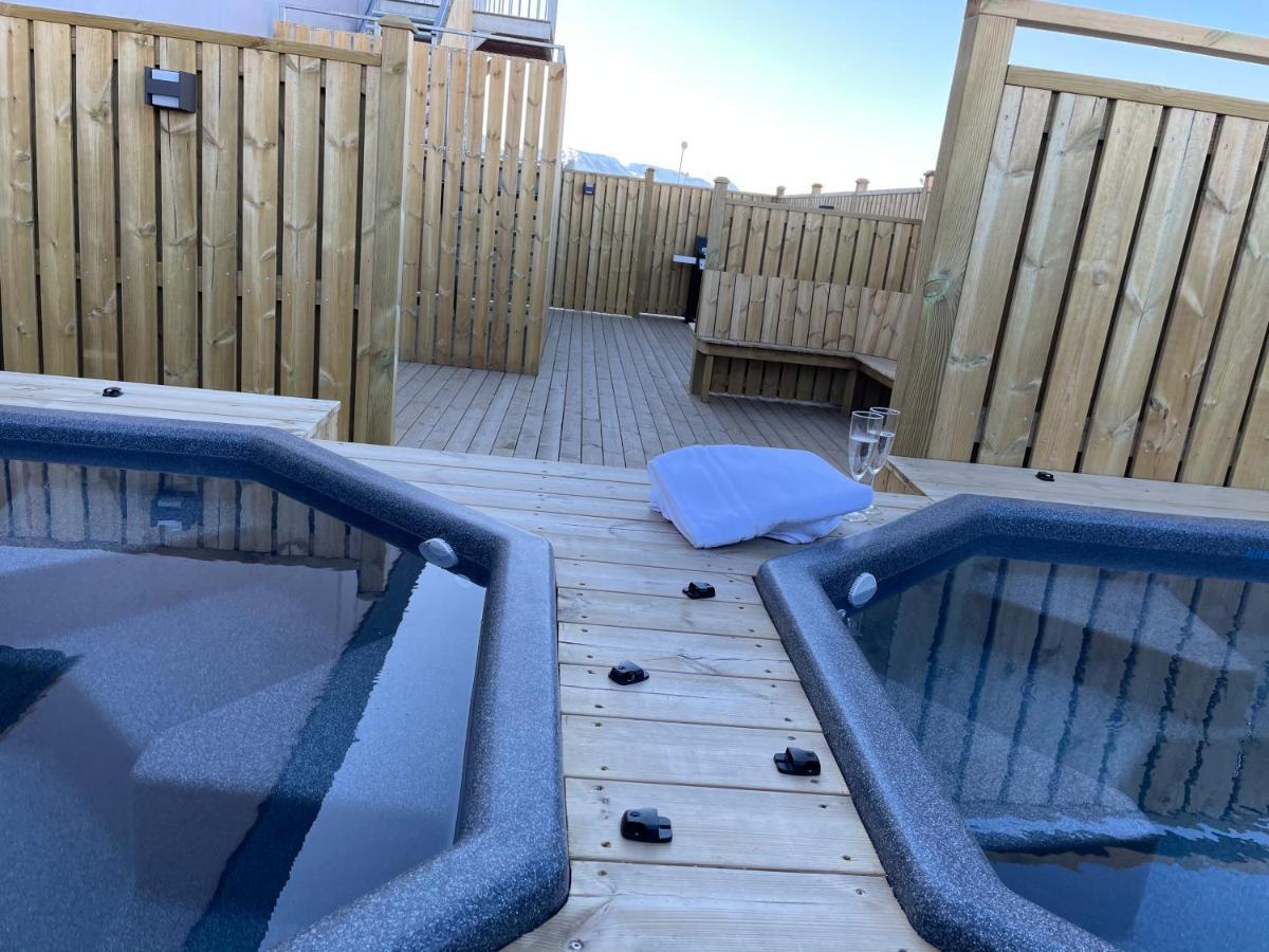 آكيورِيْري North Apartments Suites المظهر الخارجي الصورة